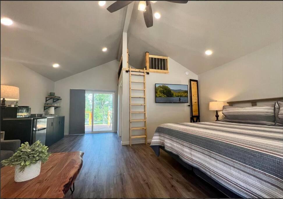 Loft Cabin 2 - Rogue River Resort แกรนท์พาส ภายนอก รูปภาพ